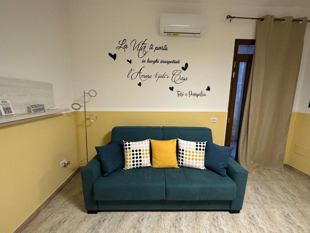 Casa Vacanze Campi Salentina Exteriör bild