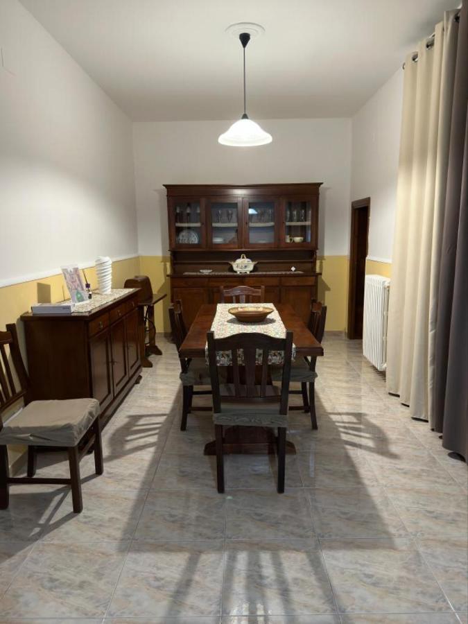 Casa Vacanze Campi Salentina Exteriör bild