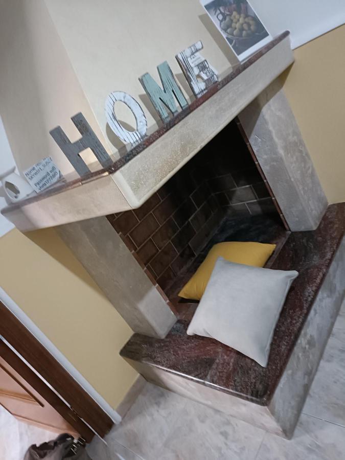Casa Vacanze Campi Salentina Exteriör bild